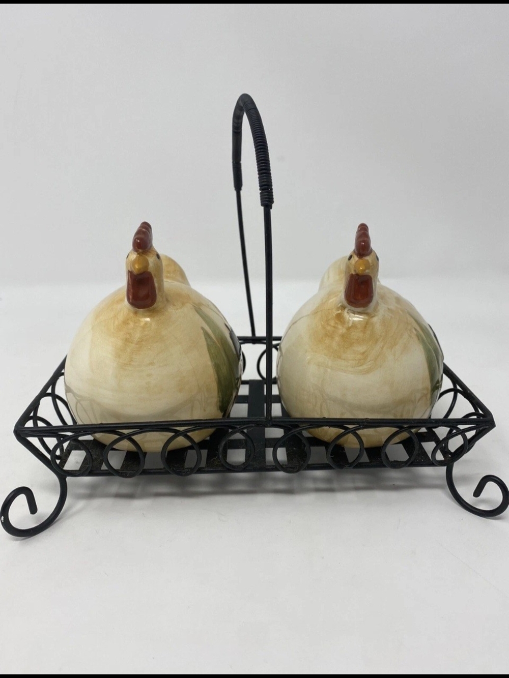 Vintage 1970 Ceramic Hen Salt & Pepper Shaker Set with Black Wire Holder *